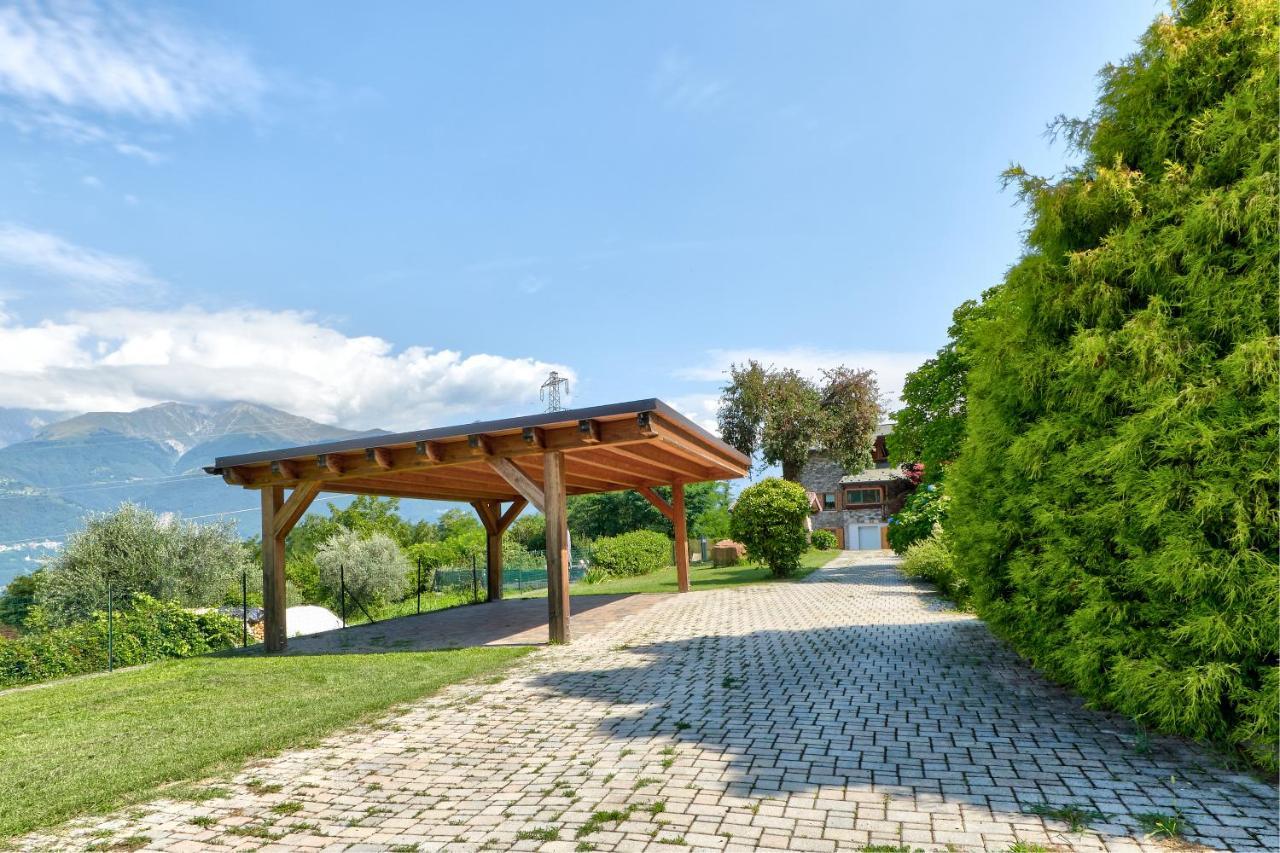 Chalet Con Piscina E Vista Panoramica Colico Ngoại thất bức ảnh